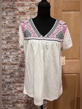 NWT St. John's Bay Women’s Embroidered Short Sleeve Top L Boho Casual Western